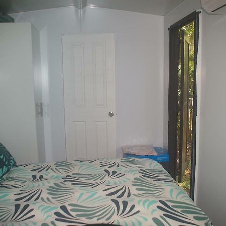 The Mini Manor On Mandalay Apartment Nelly Bay Exterior photo
